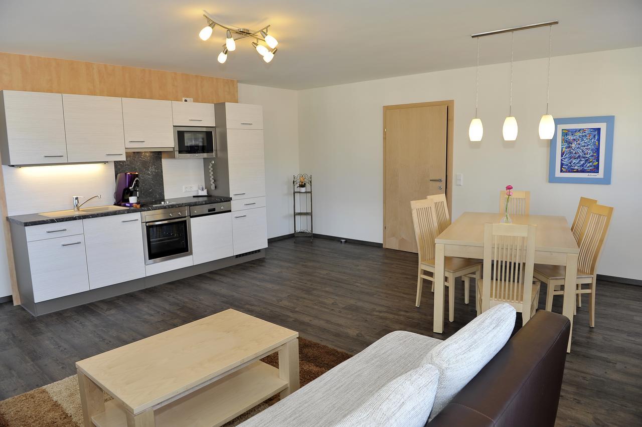 Charly Kahr Apartmán *
